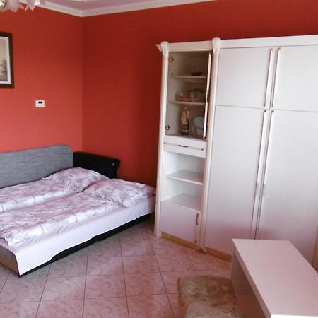 Lala Apartmanok Balatonboglar Ngoại thất bức ảnh