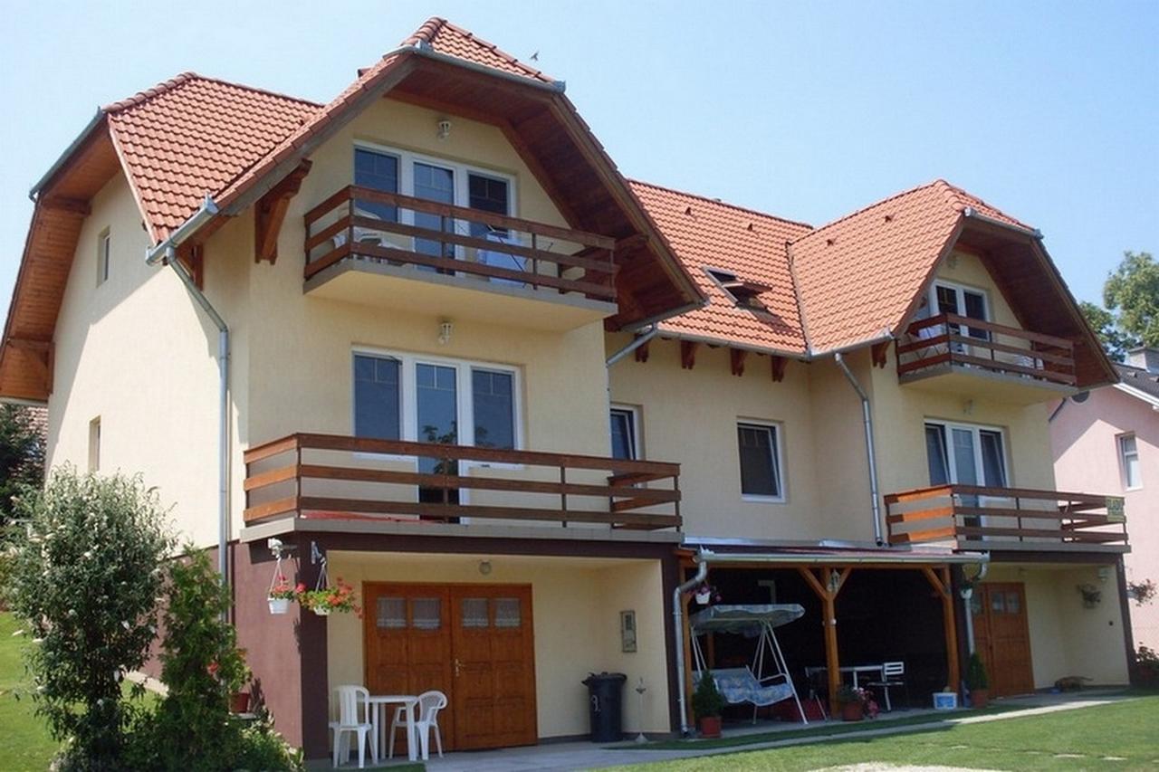 Lala Apartmanok Balatonboglar Ngoại thất bức ảnh